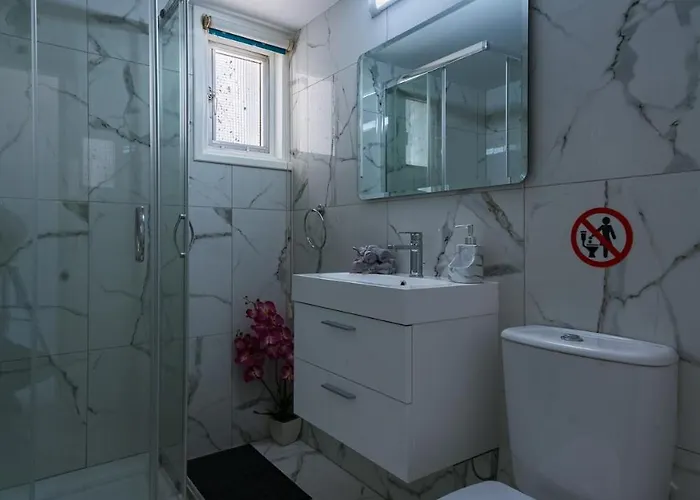 Apartmán & Cozy Larnaca